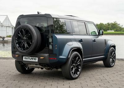 Land Rover Defender 110 4.4 P635 Octa Sargasso Blue Satin - Carbon Bleu