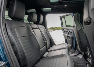 Land Rover Defender 110 4.4 P635 Octa Sargasso Blue Satin - Carbon Bleu — photo 23