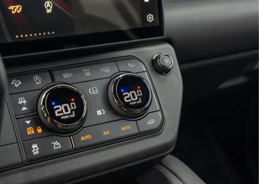 Land Rover Defender 110 4.4 P635 Octa Sargasso Blue Satin - Carbon Bleu — photo 33
