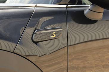 Mini Electric Cooper SE — photo 4