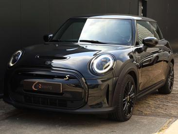 Mini Electric Cooper SE — photo 19