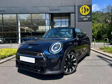 Mini Cabrio COOPER S — photo 5