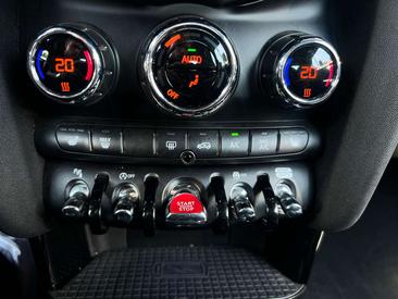 Mini Cabrio COOPER S — photo 14
