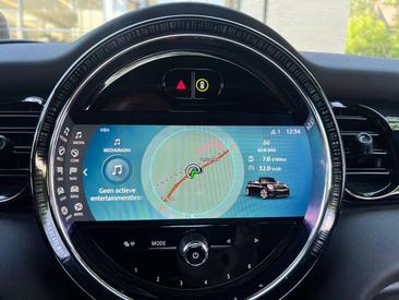 Mini Cabrio COOPER S — photo 17