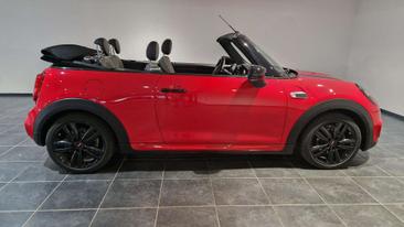 Mini Cabrio JCW Cooper — photo 27