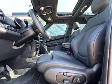 Mini Countryman COOPER SE — photo 6