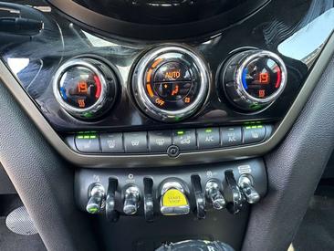 Mini Countryman COOPER SE — photo 14