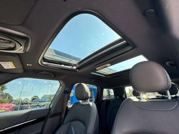 Mini Countryman COOPER SE — photo 21
