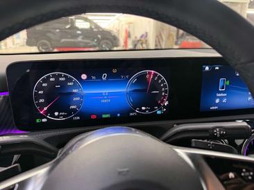 Mercedes Classe A Berline 250 E — photo 15
