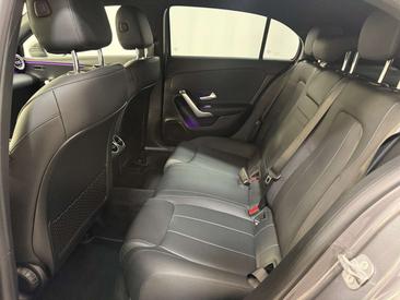 Mercedes Classe A Berline 250 E — photo 25