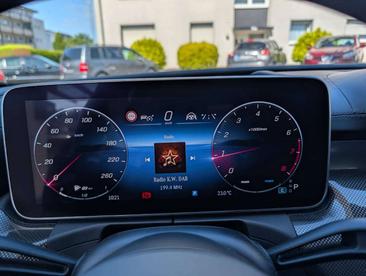 Mercedes Classe C 300 AMG Line — photo 14