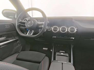 Mercedes EQA 250+ AMG Line — photo 5