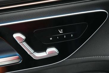 Mercedes EQE SUV 350+ Star Edition — photo 27