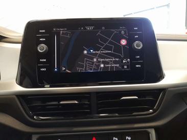 Volkswagen T-Roc TDI Life — photo 13