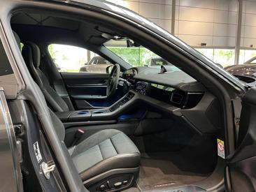 Porsche Taycan Cross Turismo Turbo S — photo 22