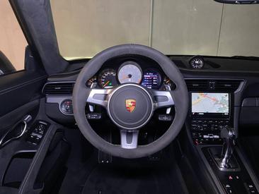 Porsche 991 I GT3 — photo 16