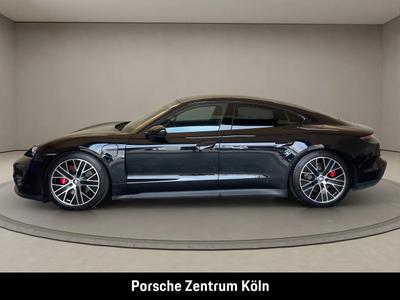 Porsche Taycan Turbo S