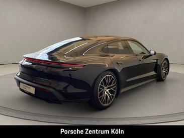 Porsche Taycan Turbo S — photo 5