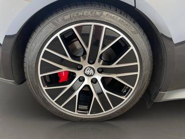 Porsche Taycan Turbo S — photo 10