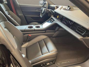 Porsche Taycan Turbo S — photo 21