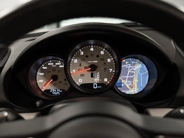 Porsche 718 Cabriolet Spyder — photo 26