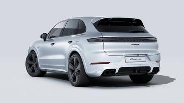 Porsche Cayenne III Turbo GT — photo 3