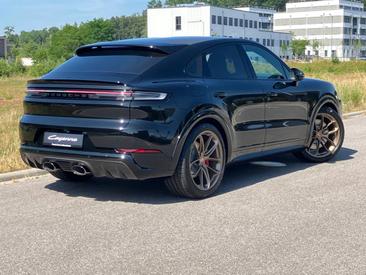 Porsche Cayenne III Turbo GT — photo 6