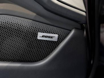Porsche Taycan Turbo S — photo 14