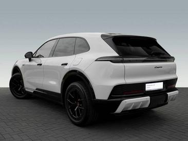 Porsche Cayenne E4 Electric — photo 3