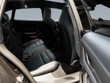 Porsche Taycan Turbo S — photo 16
