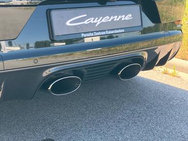 Porsche Cayenne III Turbo GT — photo 17