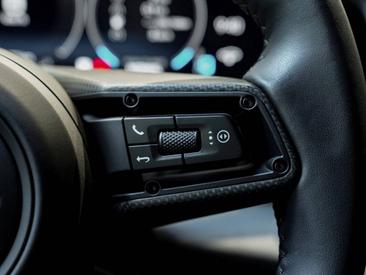 Porsche Taycan Turbo S — photo 19
