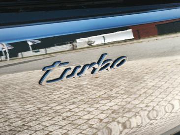 Porsche Cayenne E4 Turbo Electric — photo 16