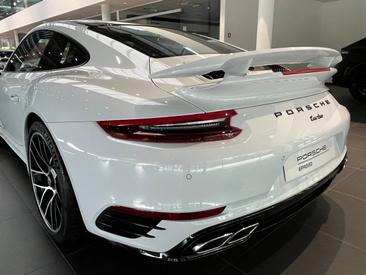 Porsche 991 II Turbo — photo 11