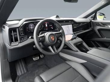 Porsche Cayenne E4 Electric — photo 12