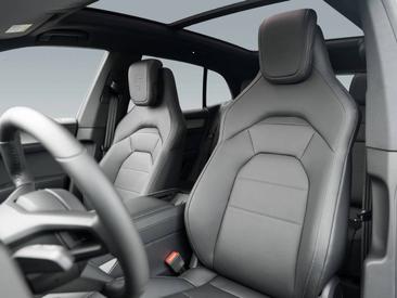 Porsche Cayenne E4 Electric — photo 13