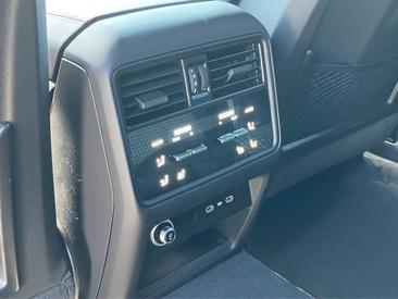 Porsche Cayenne III Turbo GT — photo 32