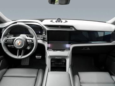 Porsche Cayenne E4 Electric — photo 16