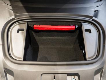 Porsche Taycan Turbo S — photo 32
