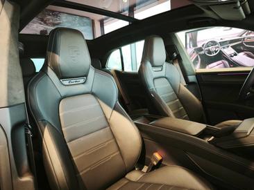 Porsche Cayenne E4 Turbo Electric — photo 29