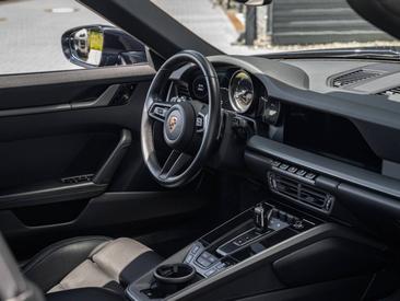 Porsche 911 GT3 — photo 17