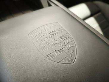 Porsche Cayenne E4 Turbo Electric — photo 42