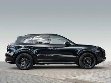 Porsche Cayenne III Turbo GT — photo 7