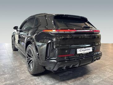 Porsche Cayenne E4 Turbo Electric — photo 3