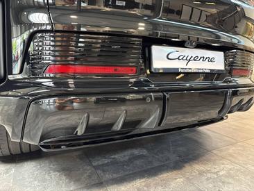 Porsche Cayenne E4 Turbo Electric — photo 13