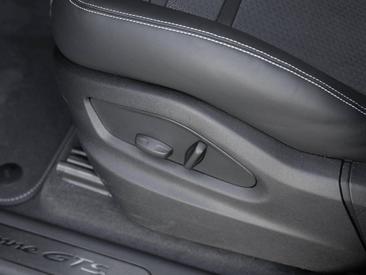 Porsche Cayenne III Turbo GT — photo 16