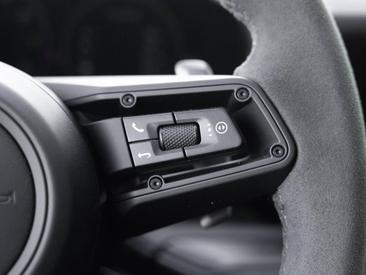 Porsche Cayenne III Turbo GT — photo 19