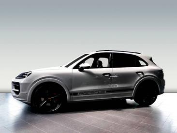 Porsche Cayenne III Turbo GT — photo 2