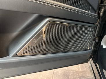 Porsche Cayenne E4 Turbo Electric — photo 19
