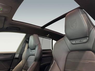 Porsche Cayenne E4 Turbo Electric — photo 20